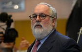 EU Commissioner Cañete: “The call of Pope Francis to combat climate change could not be more timely”