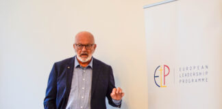 Facing the Climate and Environmental Challenge: Insights on Political Leadership